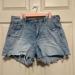 Women’s American Eagle Tomgirl Shorts Sz 14 🤍